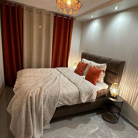 T3 5 Etoile Jacuzzi Leilighet Toulouse Eksteriør bilde