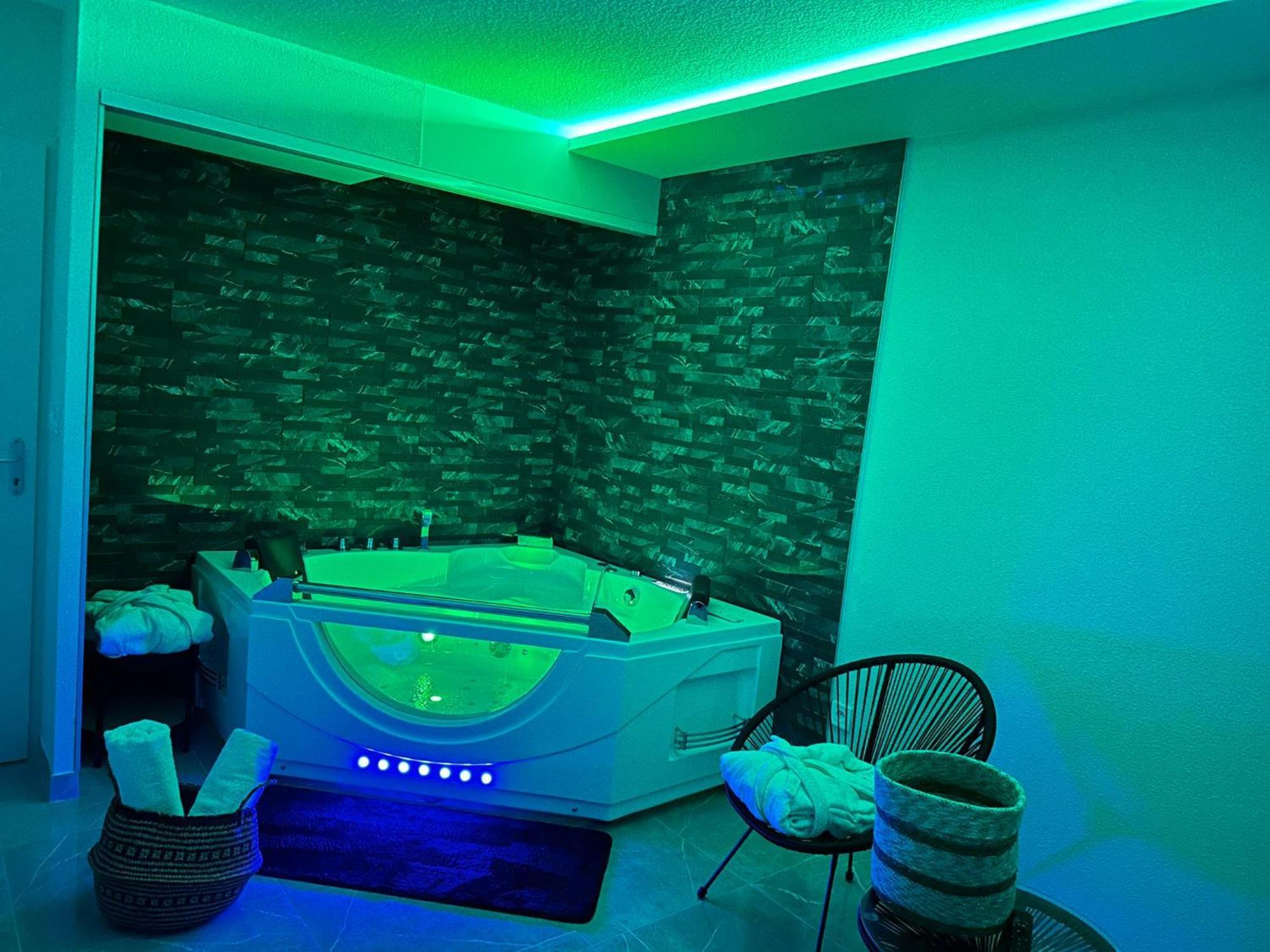 T3 5 Etoile Jacuzzi Leilighet Toulouse Eksteriør bilde